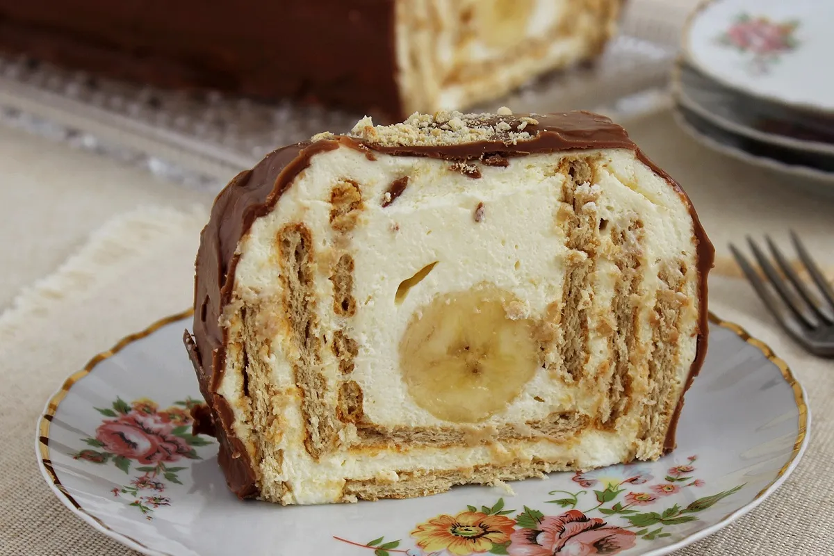 Vaníliakrémes-kekszes szelet (sütés nélküli) recept