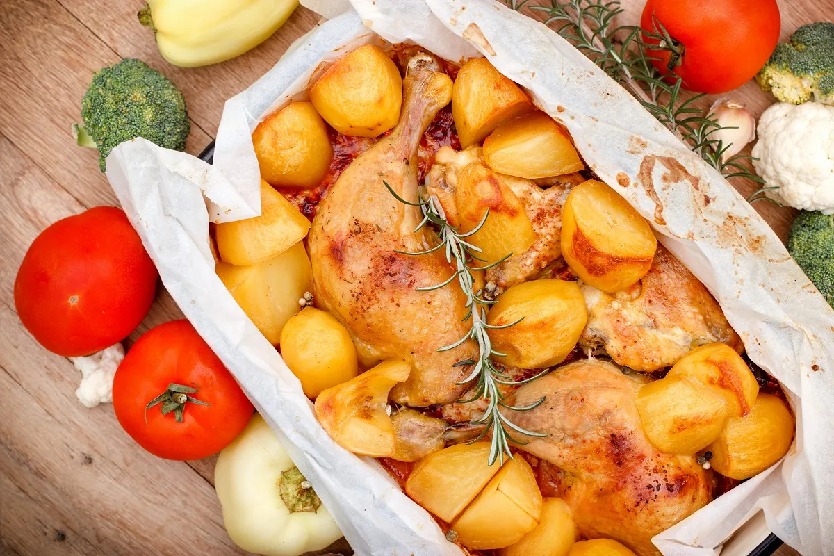 Tepsis krumpli sült csirkével  recept