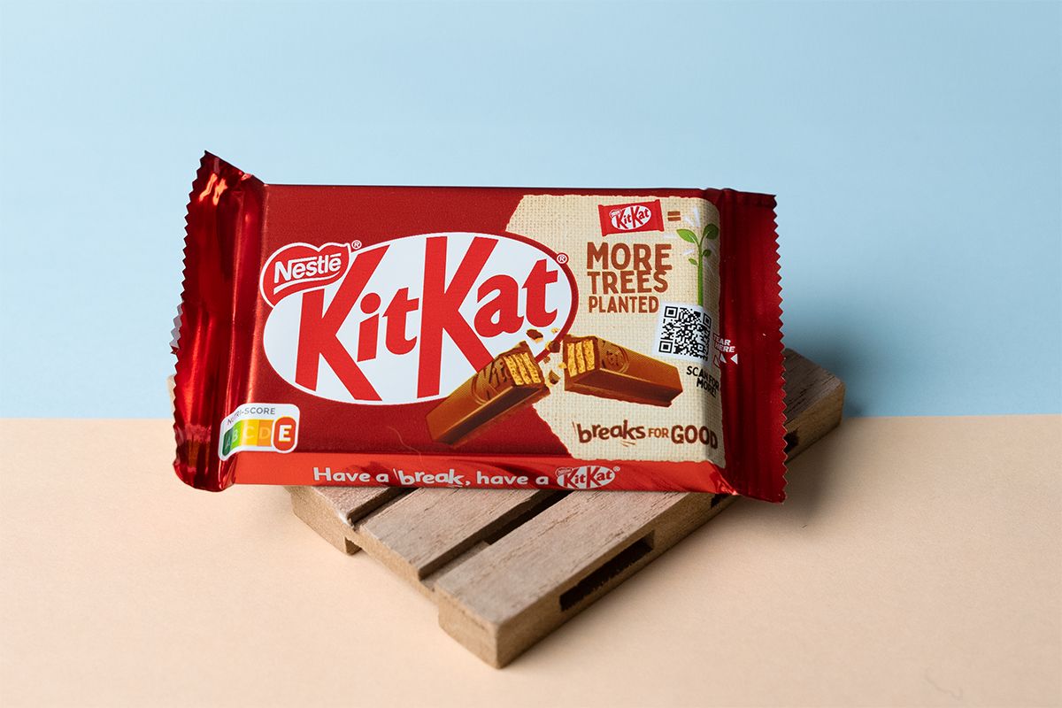 A KitKat a Nestlé első olyan nemzetközi csokoládémárkája, amelynek az előállításához szükséges kakaót 100 százalékban fenntartható forrásból, a Nestlé Kakaóterv keretein belül szerzik be (Fotó: Nestlé)