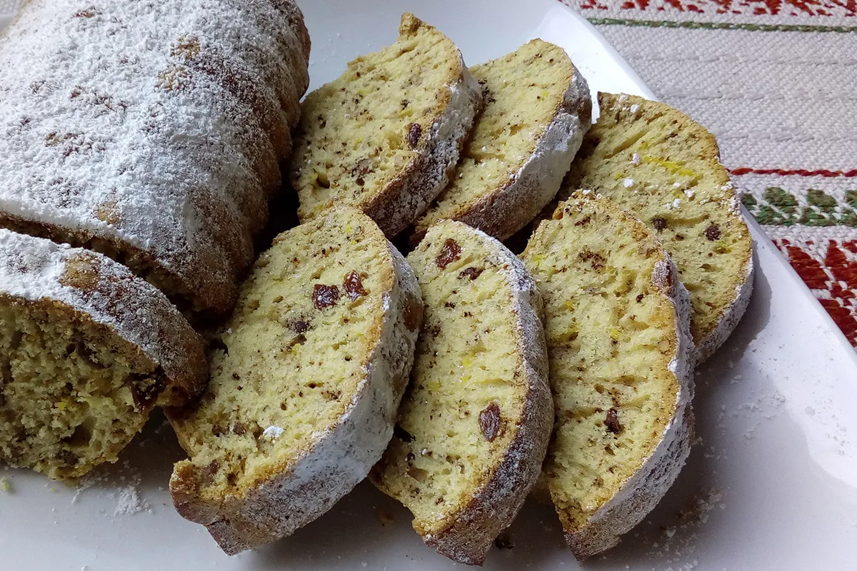 Mazsolás kevert sütemény  recept
