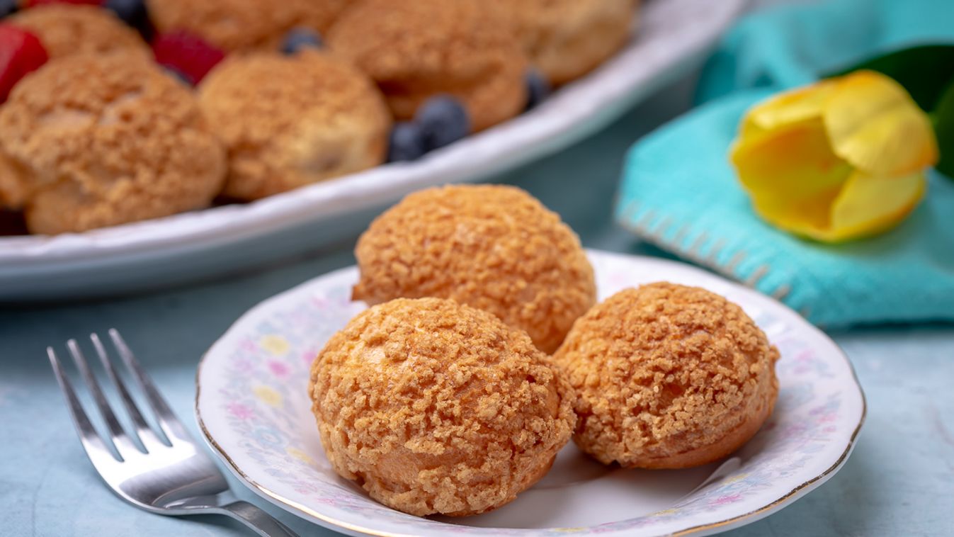 Piros bogyós choux  recept