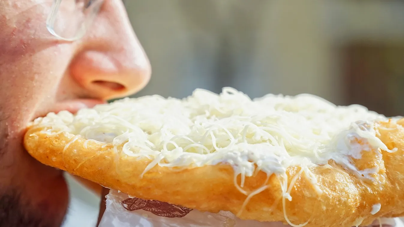 Egy büfés videóban magyarázza el, miért méregdrága a balatoni lángos