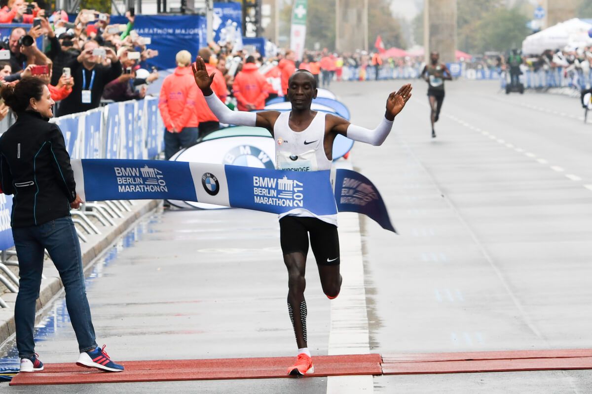 Eliud Kipchoge 1:59:40 alatt ért célba a bécsi maratonon, ez a személyes rekordja /Fotó: Shutterstock