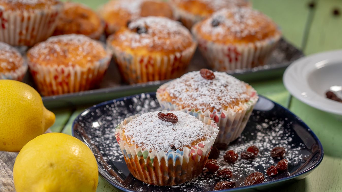 Mazsolás túrós muffin recept