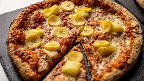 A Hawaii pizza szentségtörés? Akkor a svédek trópusi specialitásától sokkot kapsz