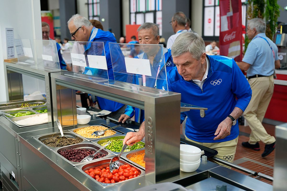 206 ország delegációjára készülnek az olimpiai falu Michelin-csillagos séfjei /Fotó: Northfoto