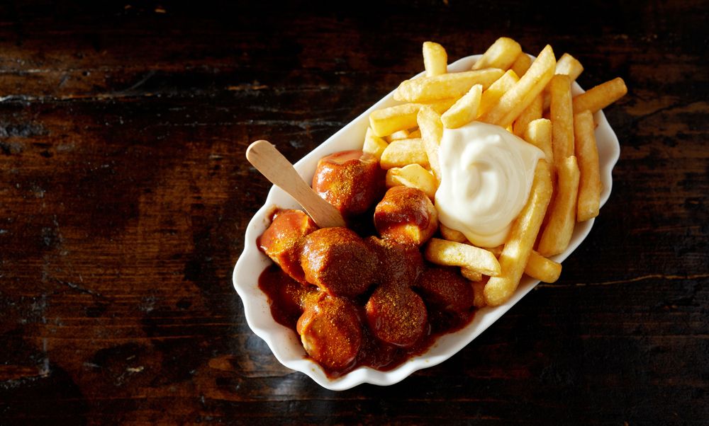 A currywurst egy igazi német specialitás, aminek Berlinben múzeumot is szenteltek (Shutterstock)