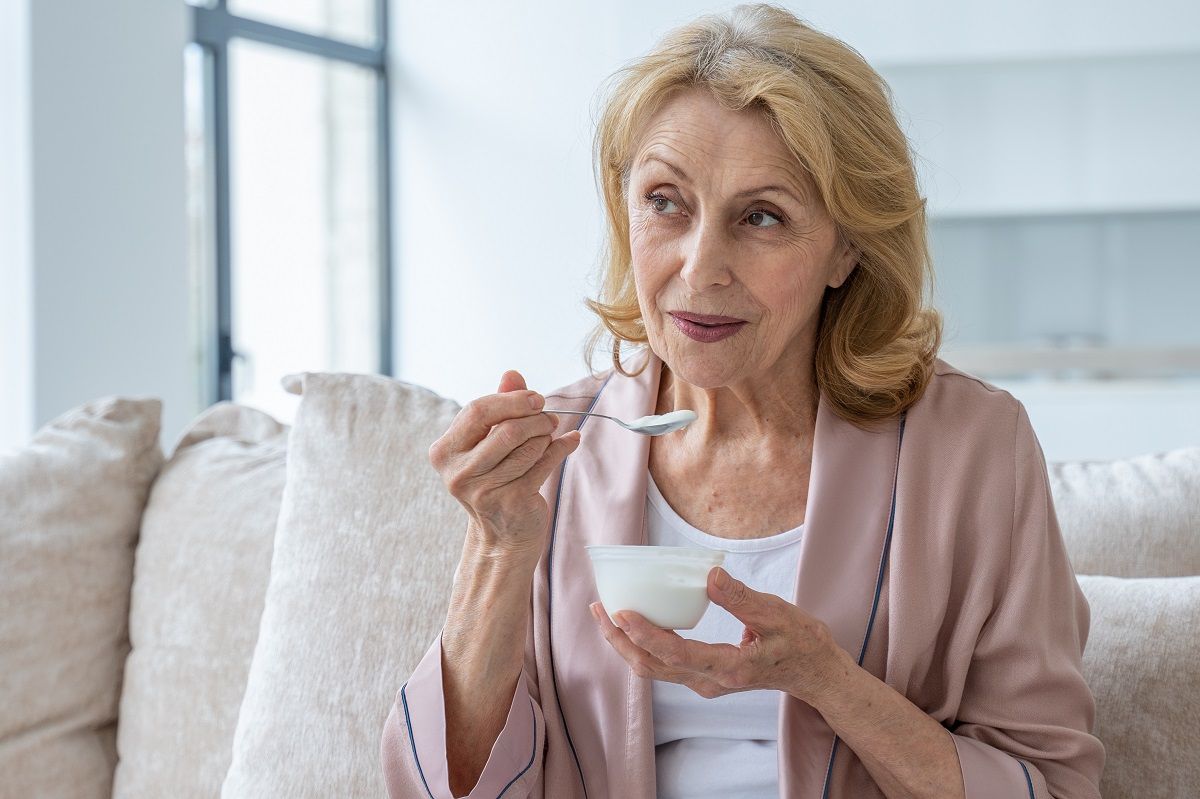 Idősebb korban különösen fontos a rendszeres fehérjepótlás  / Fotó: Shutterstock