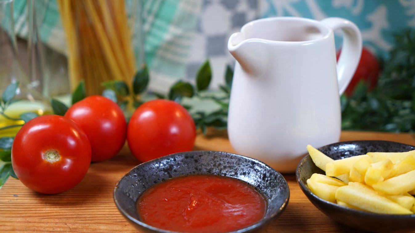 Házi ketchup egyszerűen és finoman: ebbe egy csepp adalékanyag sem kerül