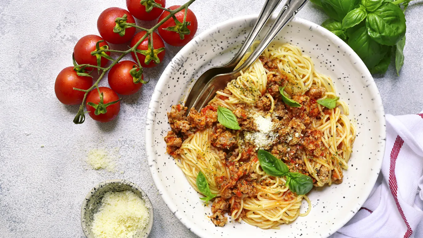 Spagetti bolognai mártással