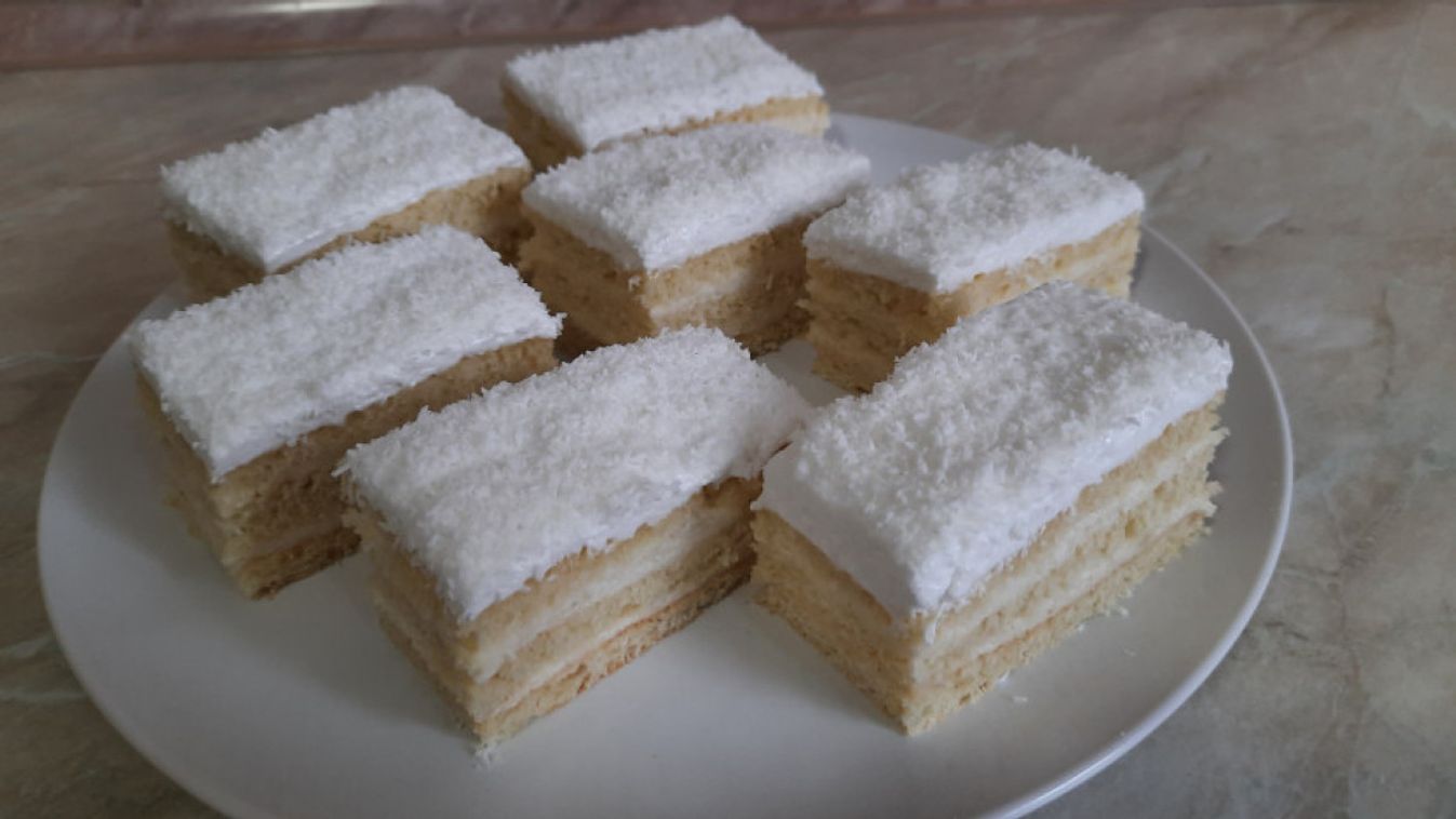 Krémes raffaelloszelet  recept