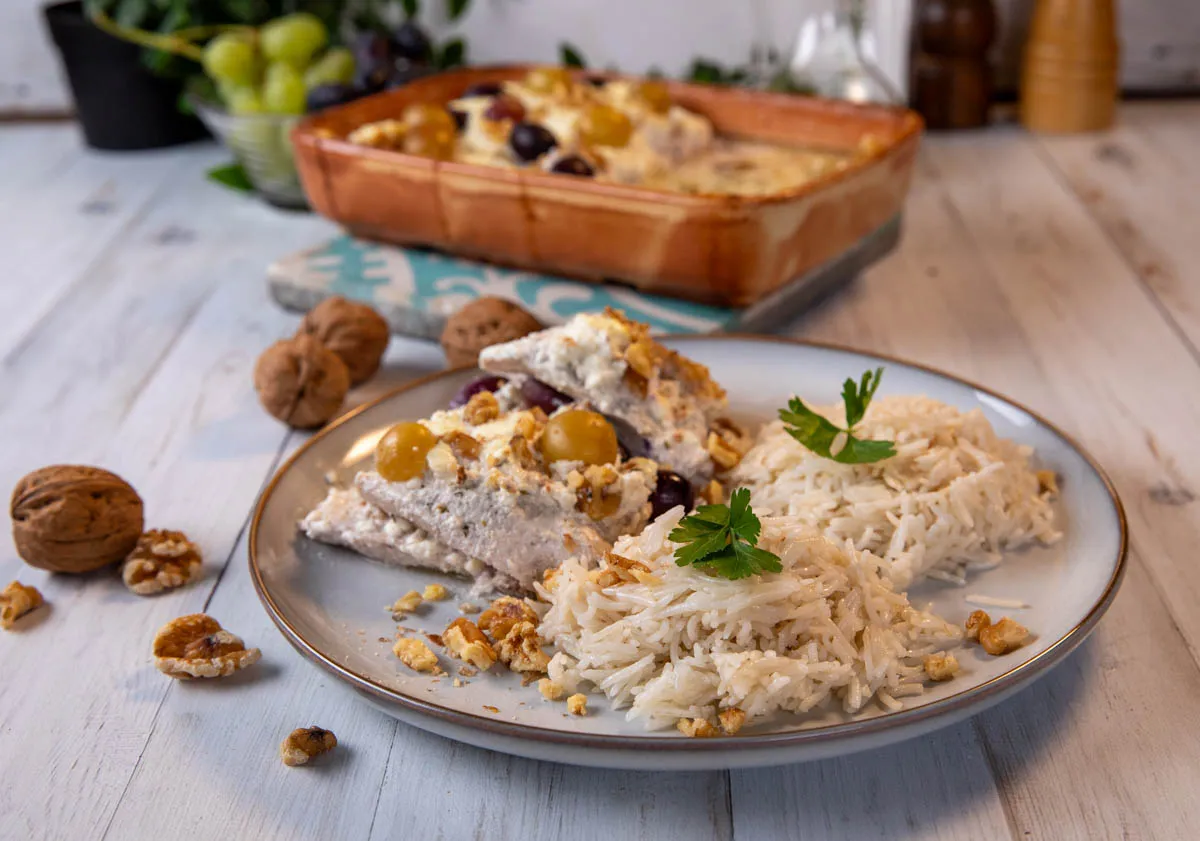 Szőlős-fetás tepsis csirkemell recept