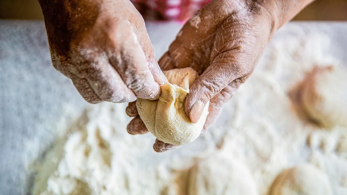 Homemade,Cakes,Dough,In,The,Women's,Hands.,Process,Of,Making