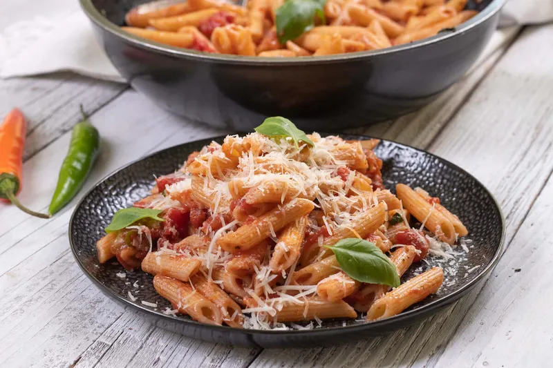 Penne all' arrabbiata (alaprecept)