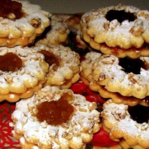 Narancsos lekváros linzer