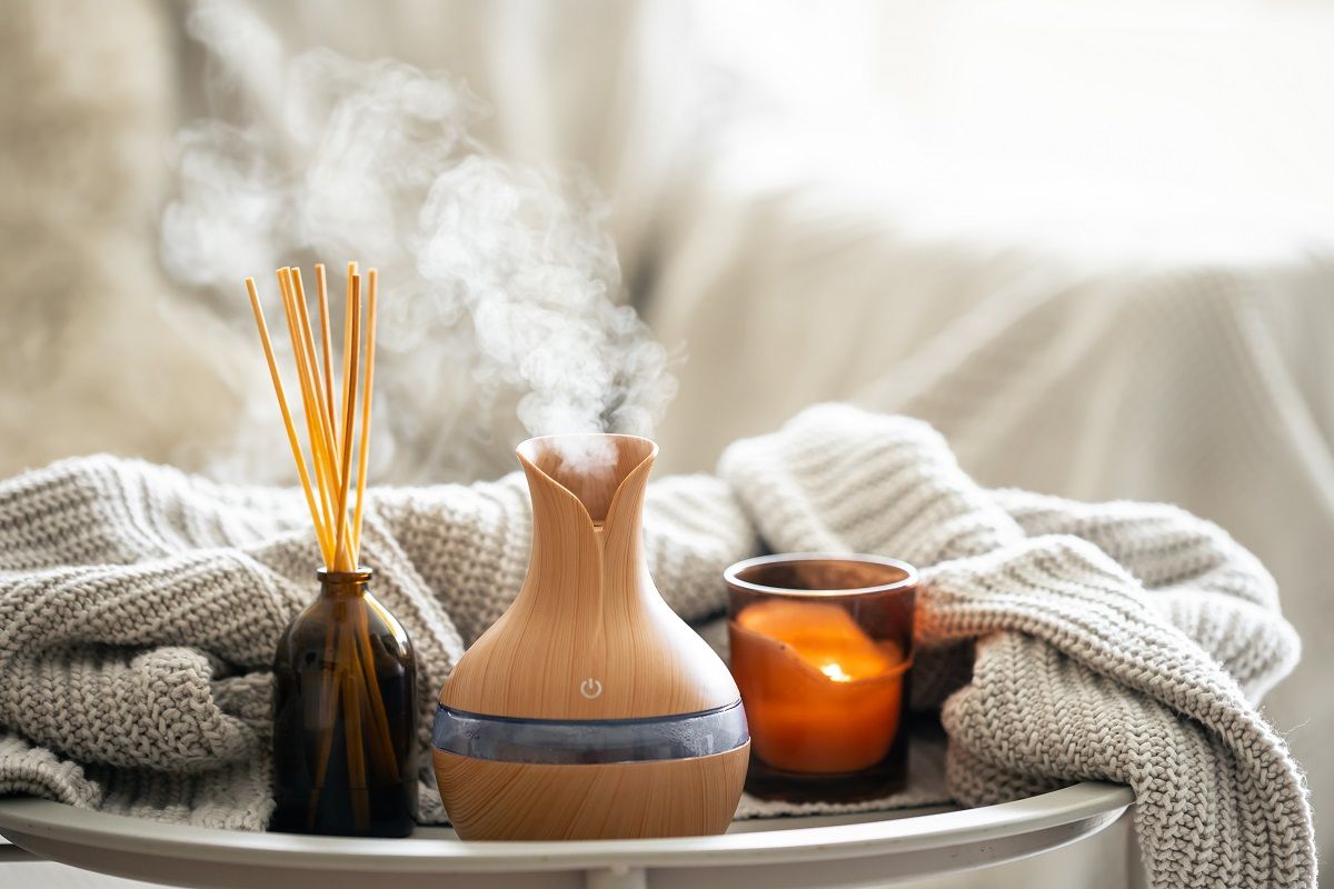 Aroma,Oil,Diffuser,Lamp,With,The,Stick,Perfume,,Knitted,Element