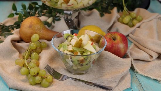 Immunerősítő vitaminbomba, íme a mézédes gyümölcssaláta receptje