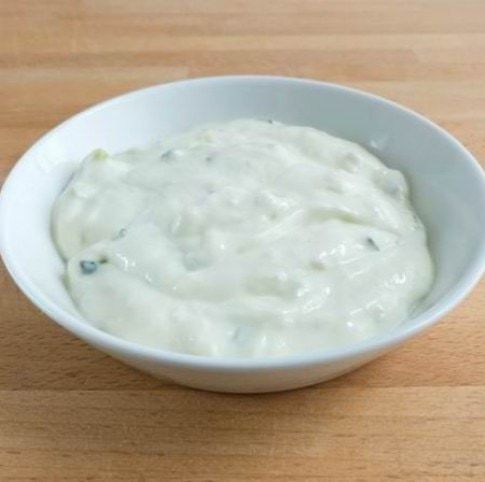 Tzatziki kefirrel és tejföllel