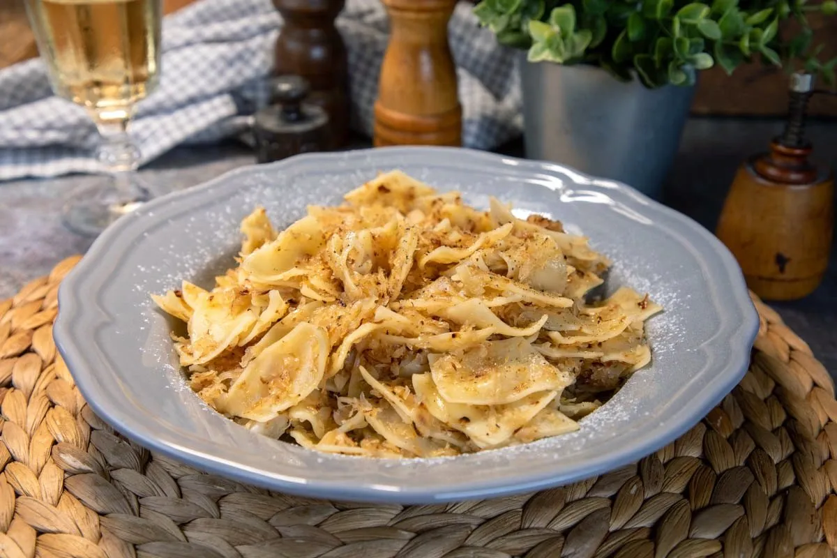 Káposztás tészta recept