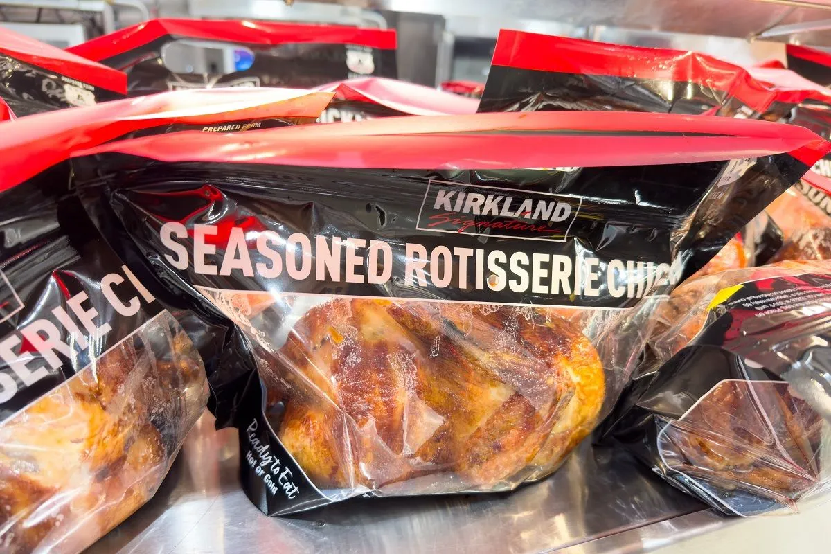 Los,Angeles,,Ca,-,September,25,,2024:,Costco,Warehouse,Rotisserie