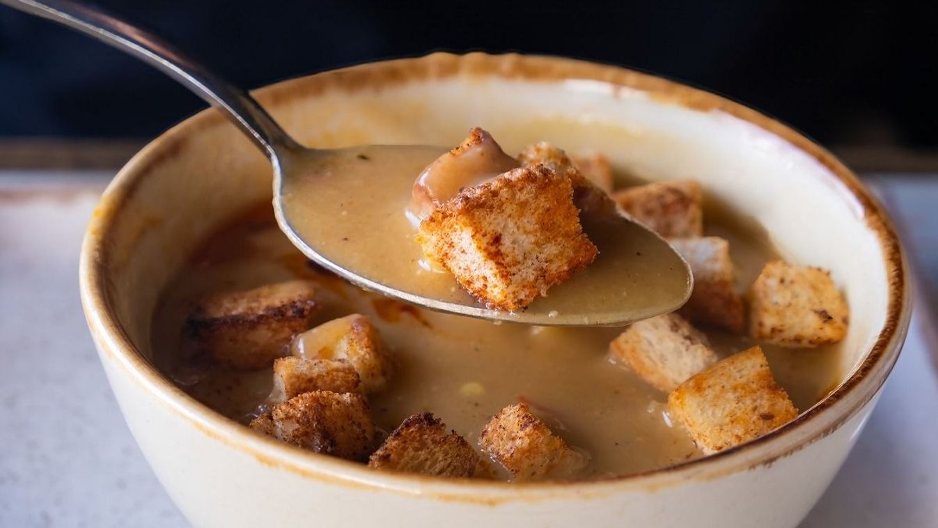 Bowl,Of,Creamy,Soup,With,Croutons.,Close-up,Of,A,Bowl