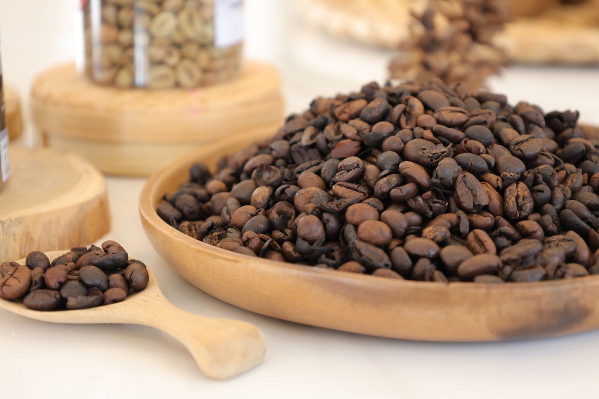 Coffee,Beans,,Glass,Jar,With,Coffee,,Kitchenware.,Modern,Kitchen,Backdrop