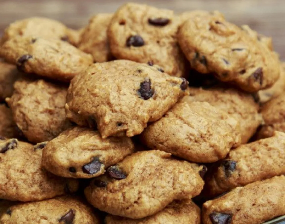 Puha és omlós sütőtökös csokis keksz recept