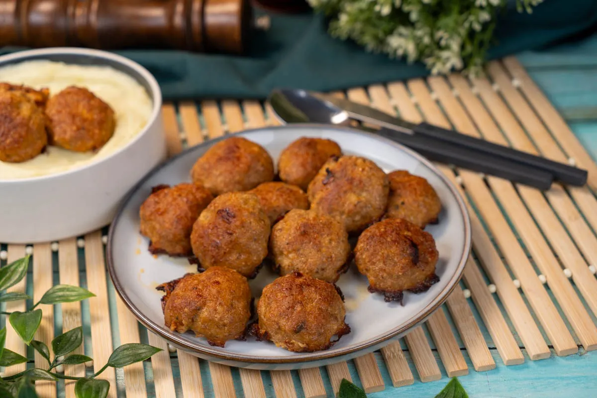 Sütőben sült egyszerű fasírtgolyó recept