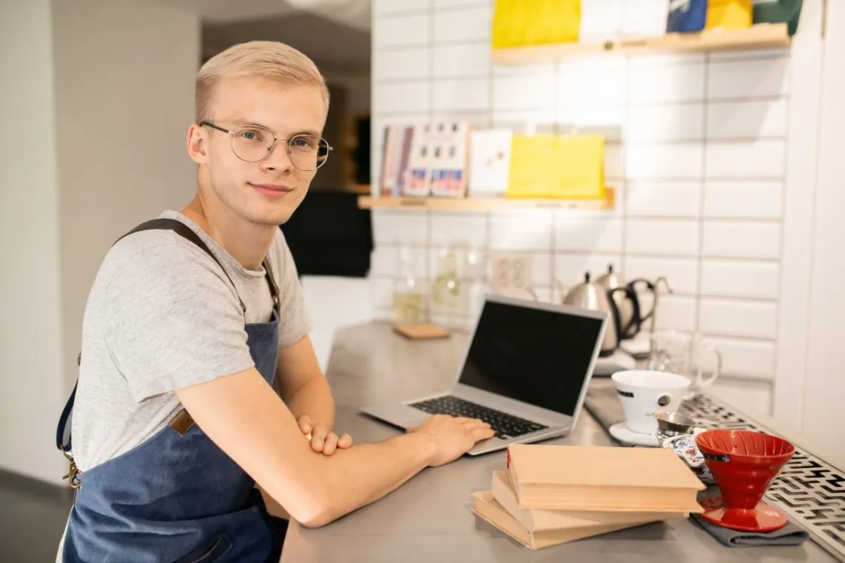 Lehetőségek és kihívások, avagy az élet diákmunkásként