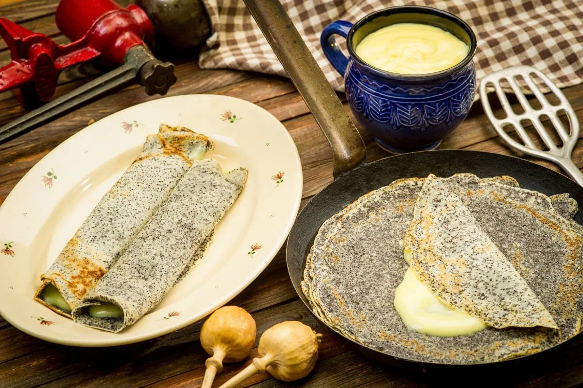 Mákosguba-palacsinta egyszerűen recept