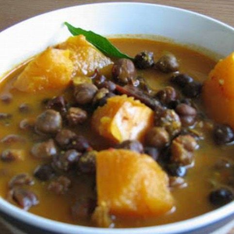 Indiai fekete Chole (csicseriborsó curry)