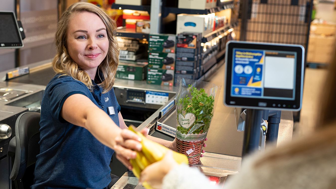 Így segíti az évkezdést a Lidl: januárban 100 extra kupon várja a vásárlókat