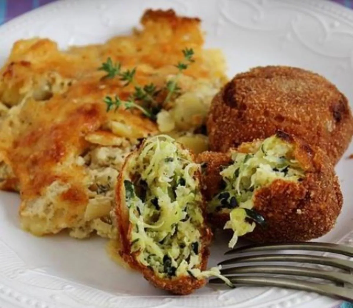 Sajtos cukkinifasírt tejszínes paszternákkal