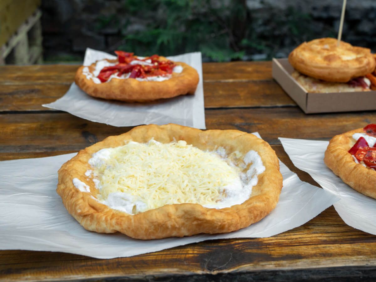 aluljárós büfék lángos