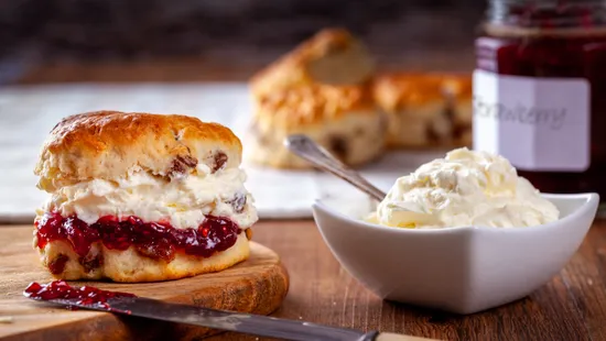 Jamie Oliver omlós scone receptje