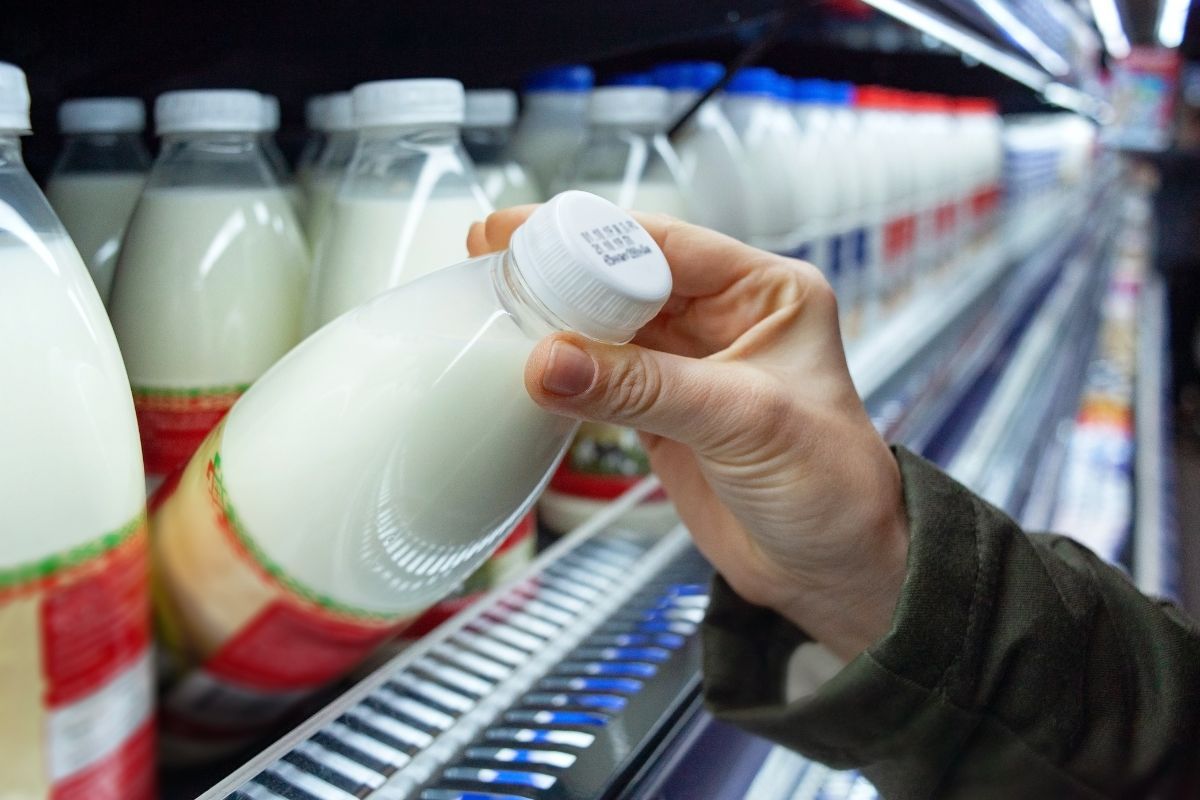 Főleg az árrésstopos tejtermékek és tojás árát fogja figyelni a fogyasztóvédelem