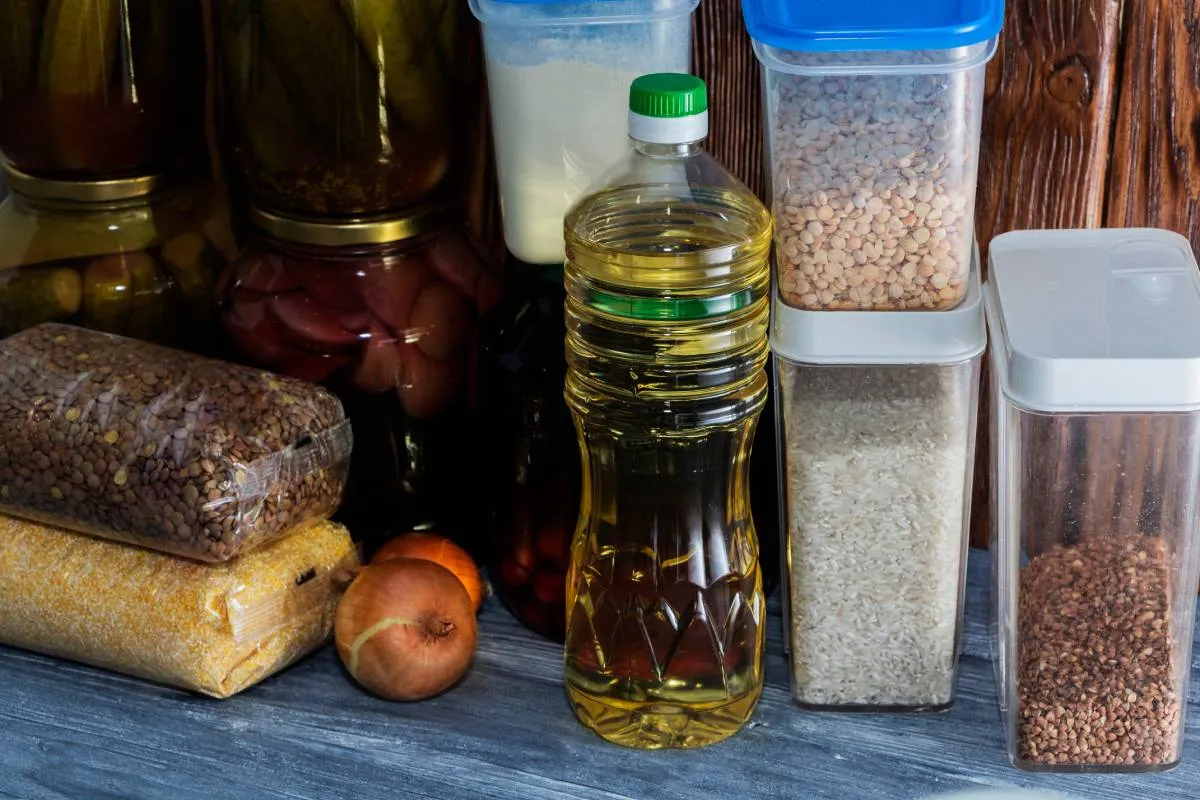 Food,Supplies,For,The,Period,Of,Quarantine,Isolation.,Various,Glass
