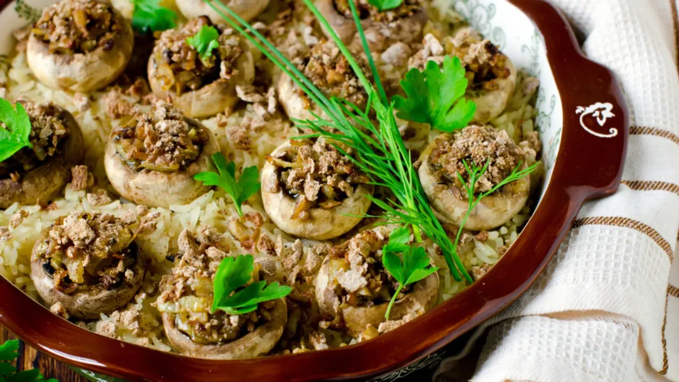 7 olcsó és finom főétel, amiben a csirkemáj a legfontosabb alapanyag