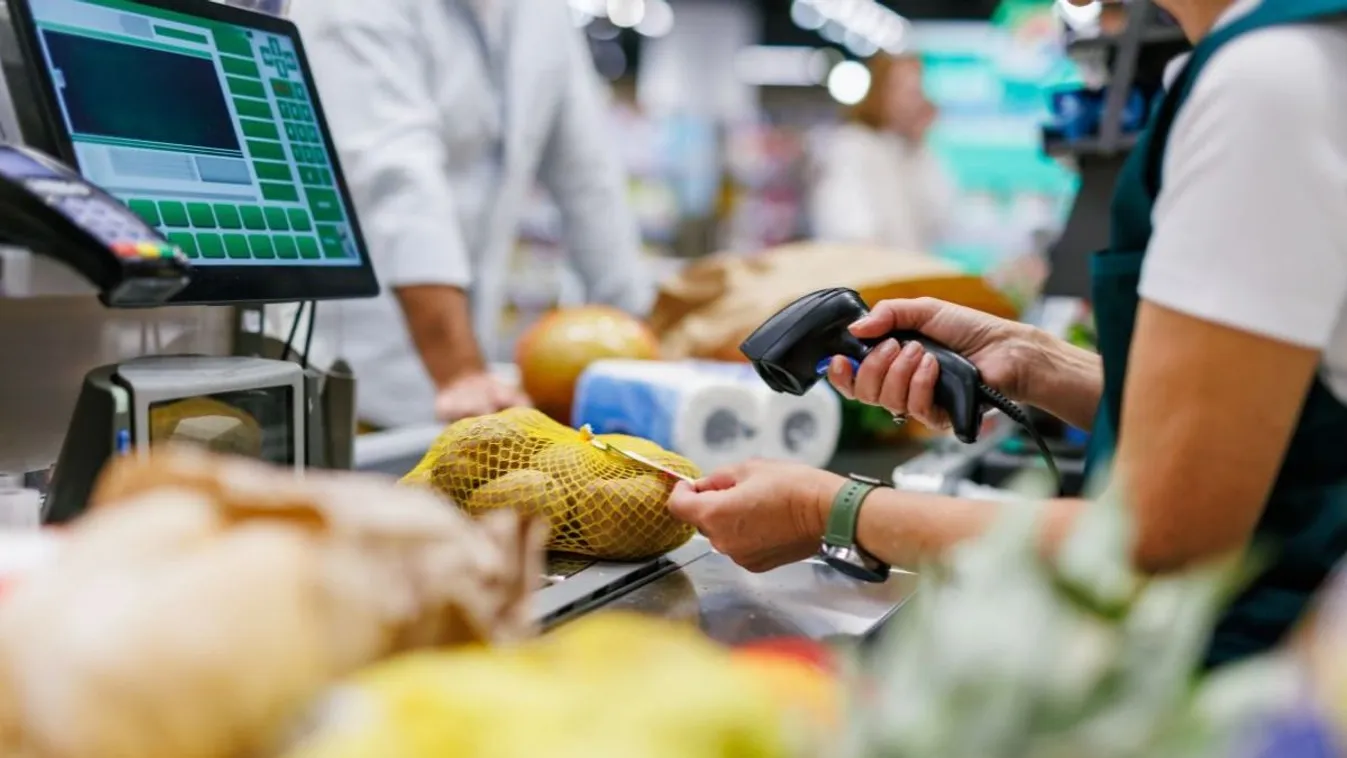 Átlagosan 16 százalékkal csökkent az árrésstopos termékek ára