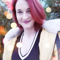Móra Katalin szerző profilképe