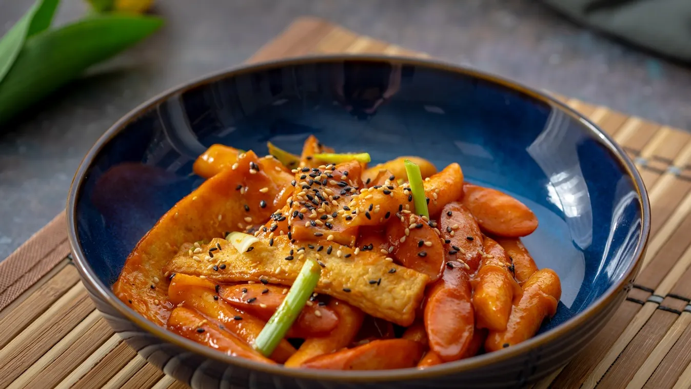 Gyors és csípős koreai fogás, a tteokbokki receptjét neked is ismerned kell