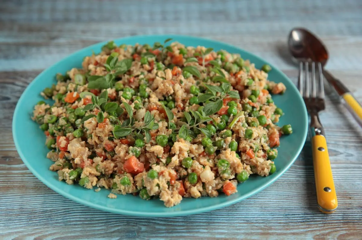 Isteni finom és egyszerű zöldséges karfiolrizs