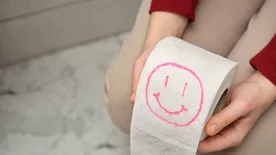 Fogadjunk, hogy ez neked is új: ezért nem szabad WC-papírral letörölni a WC-ülőkét