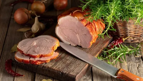 Így lesz szépen szeletelhető a húsvéti sonka: tuti tippek profiktól
