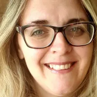 A receptet feltöltő Harmathné Karakás Márta felhasználónk profilképe