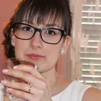 Lonai-Szakács Bernadett szerző profilképe