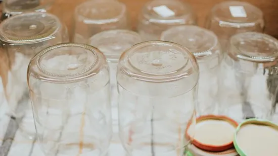 Így sterilizáld a befőttesüvegeket – A tetőkről se feledkezz meg!