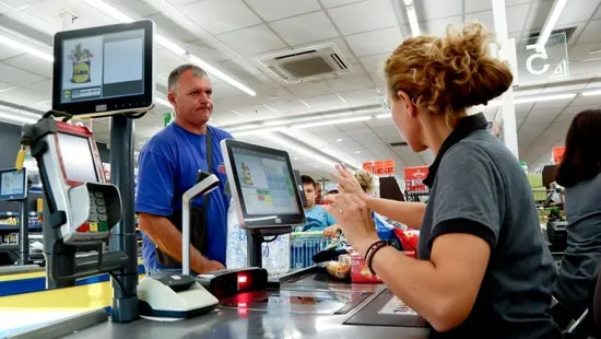 Kiakasztják a Lidl kasszásait a vásárlók, ha te is így fizetsz, jobb ha változtatsz