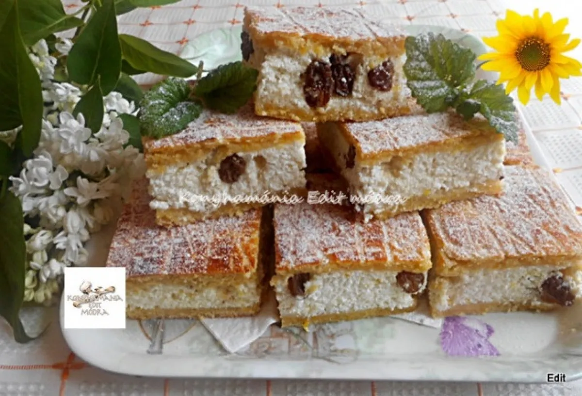 Túrós pite