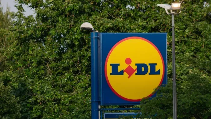 Tavaly nyáron ezért álltak sorban a Lidlnél: változatlan áron érkezik a slágertermék